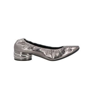 Casadei Leather low heeled pumps US 7